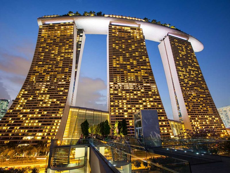 marina-bay-sands-at-night-small.jpg